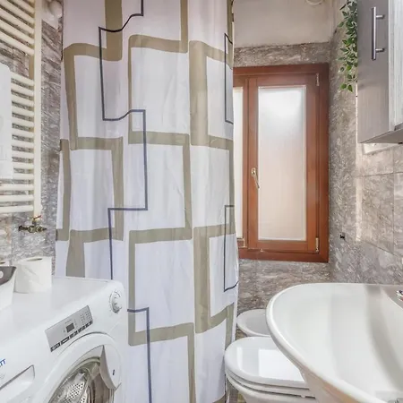 Venetian Charm X3 Near San Marco & Rialto With Ac & Wifi